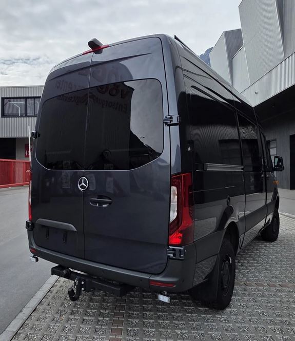 Mercedes Sprinter 319 4x4 Innova Roadtrip 595L