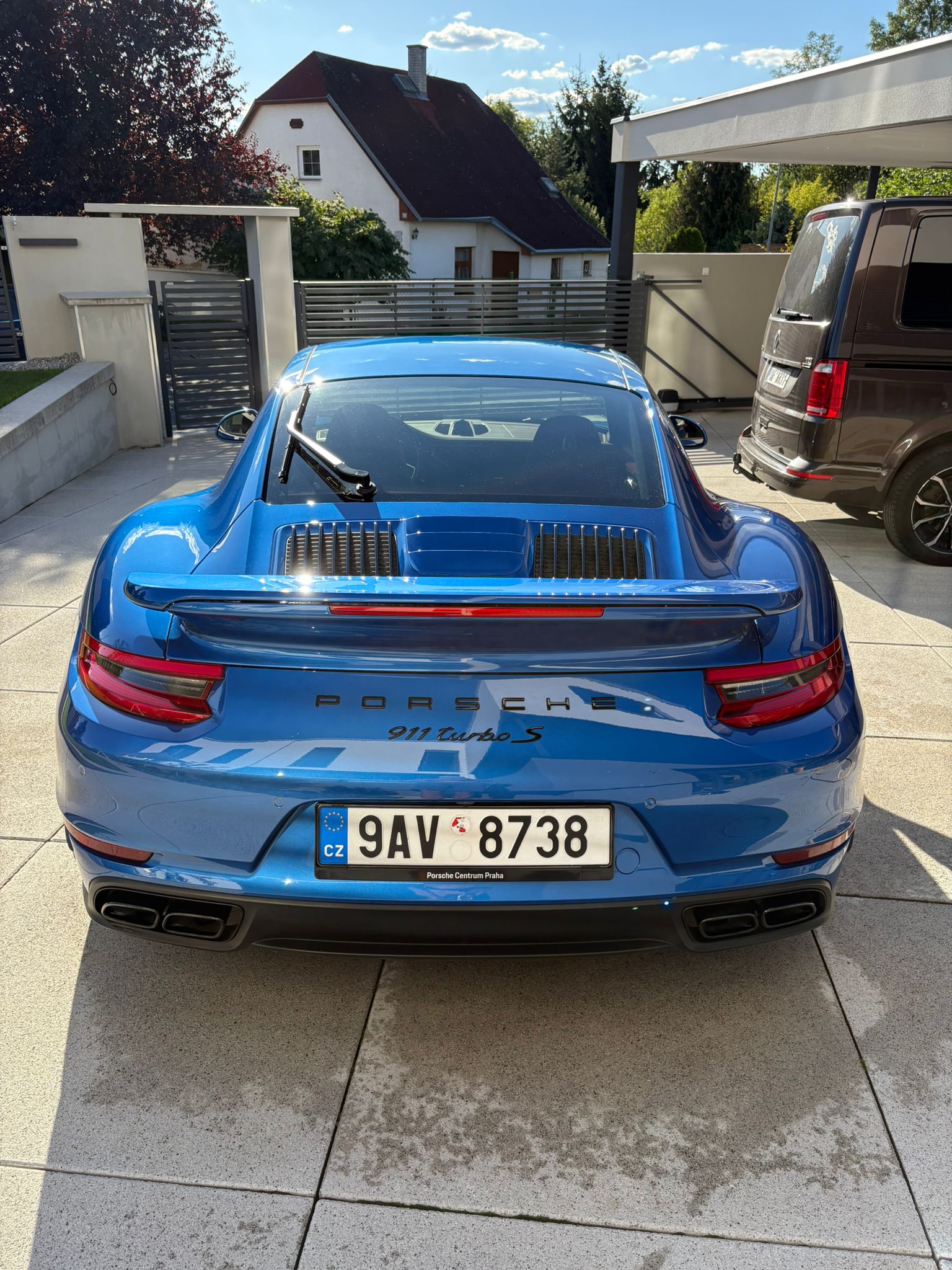 Porsche 911 Turbo S