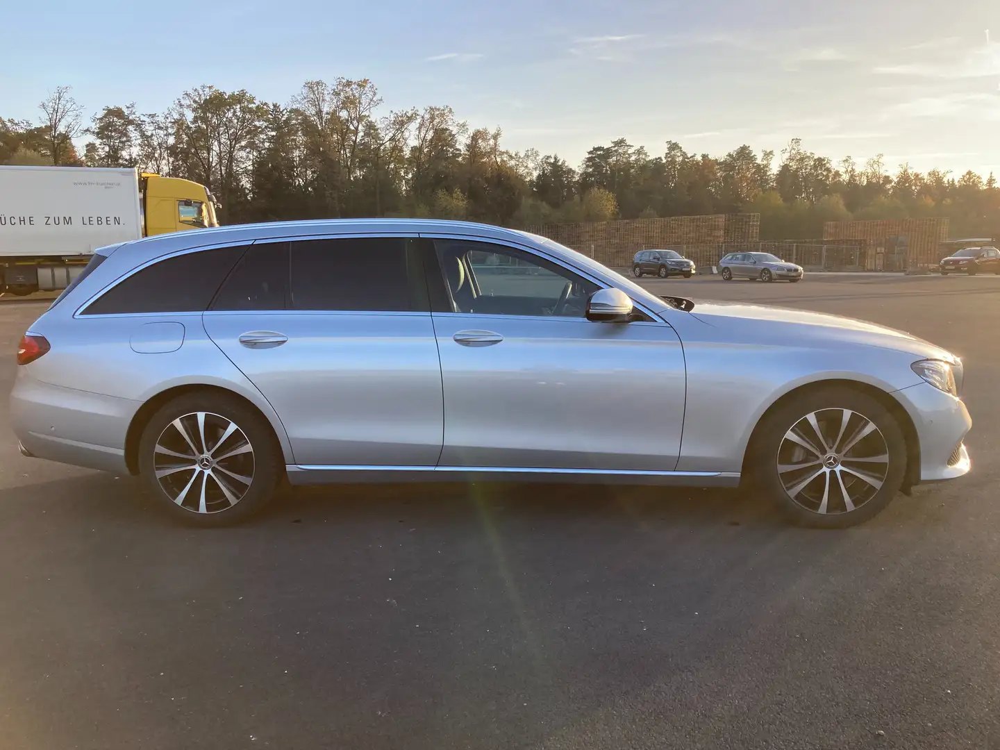 Mercedes-Benz E 400 d T Avantgarde Designio 4MATIC photo 5