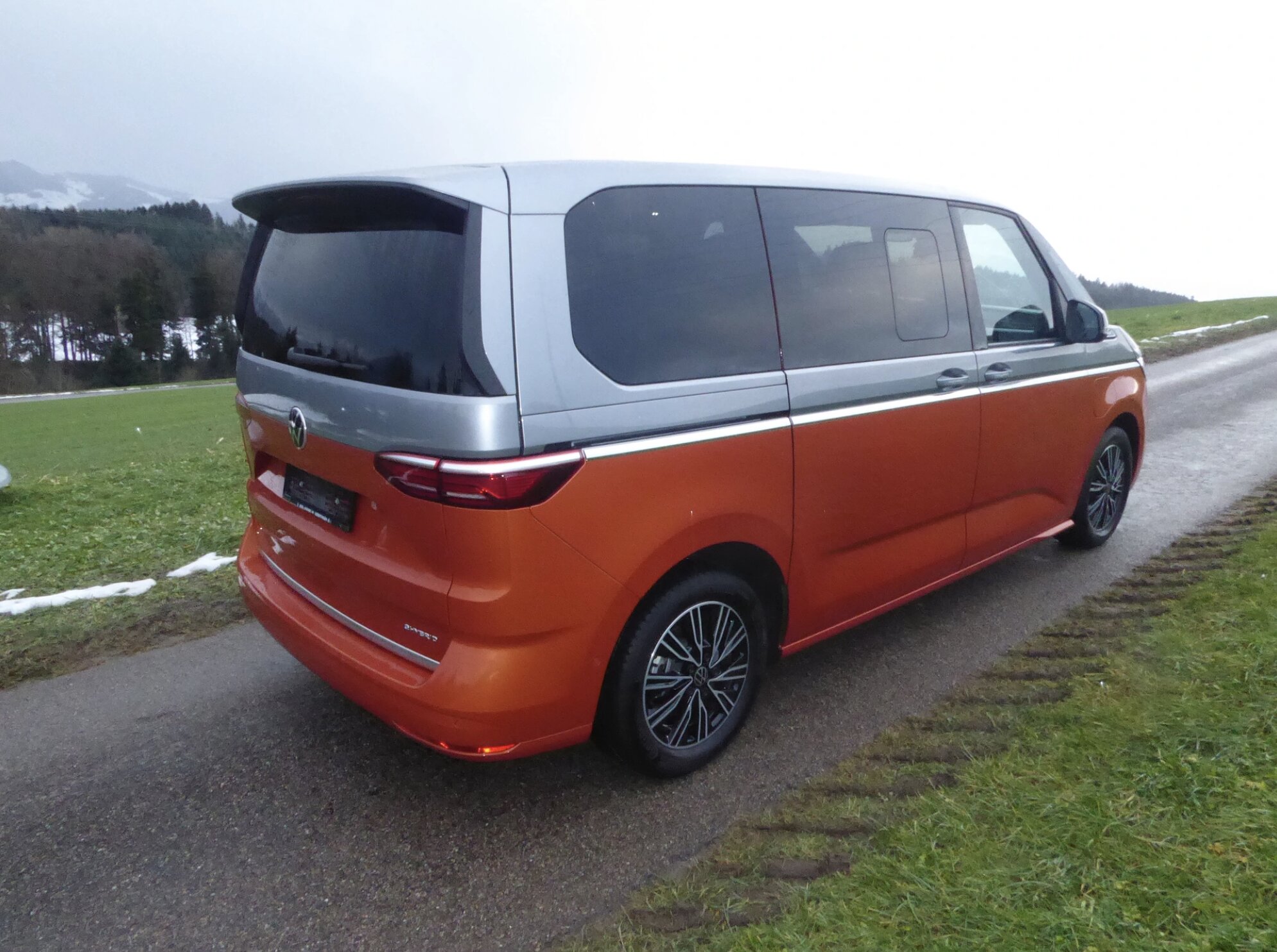 Volkswagen T7 Multivan 1.4 eHybrid Style DSG photo 3
