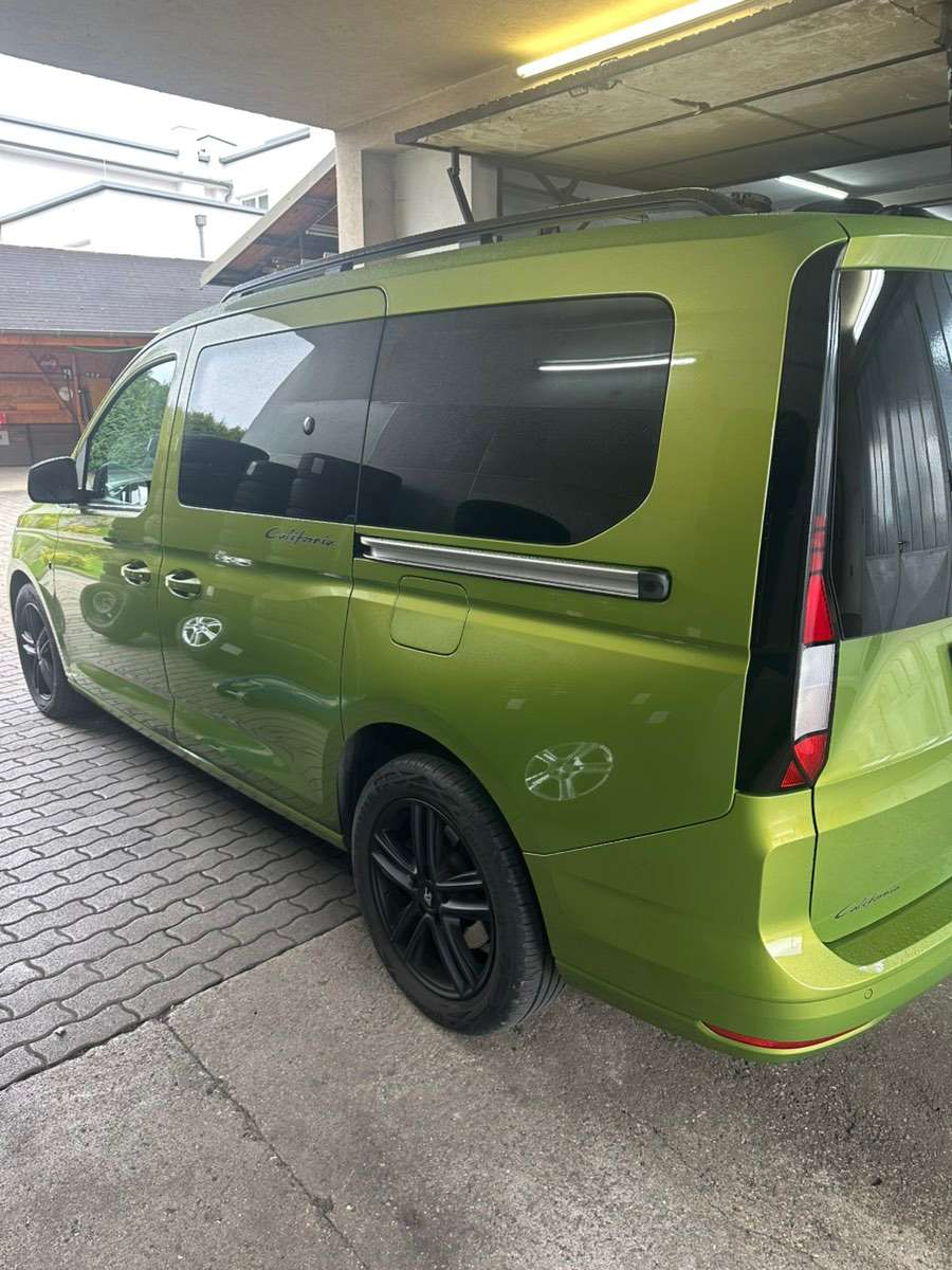 Volkswagen Caddy Maxi 1,5I photo 4