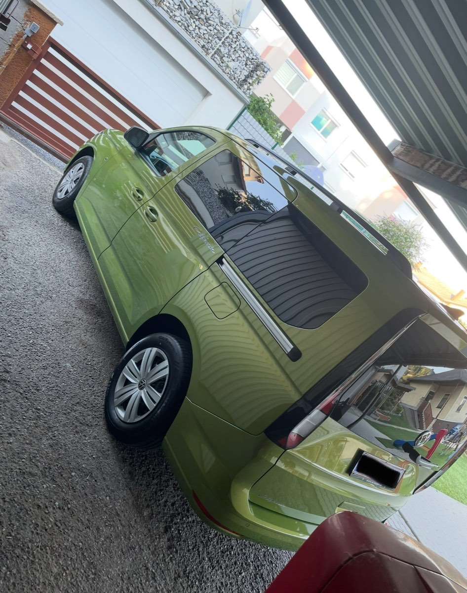 Volkswagen Caddy Maxi 1,5I photo 5