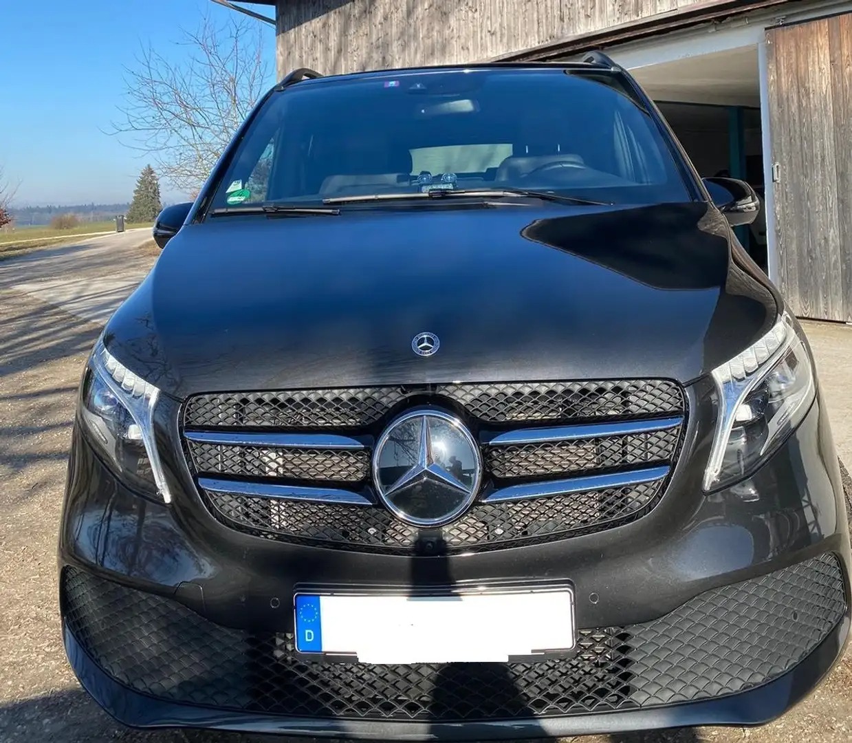 Mercedes-Benz V 300 d lang 4Matic 9G-TRONIC Avantgarde photo 3
