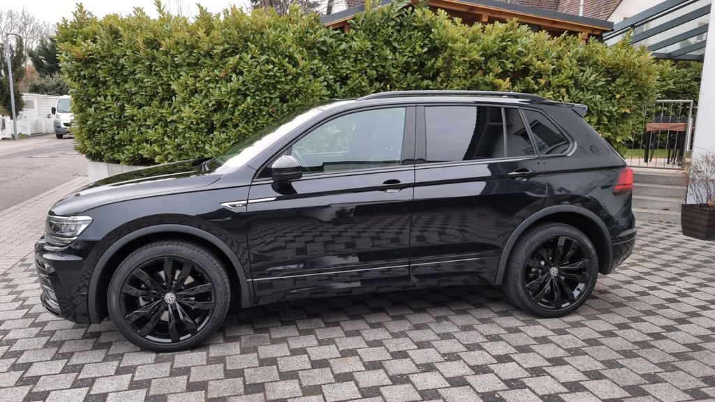 Volkswagen Tiguan Highline 2xR-Line Black Style photo 3