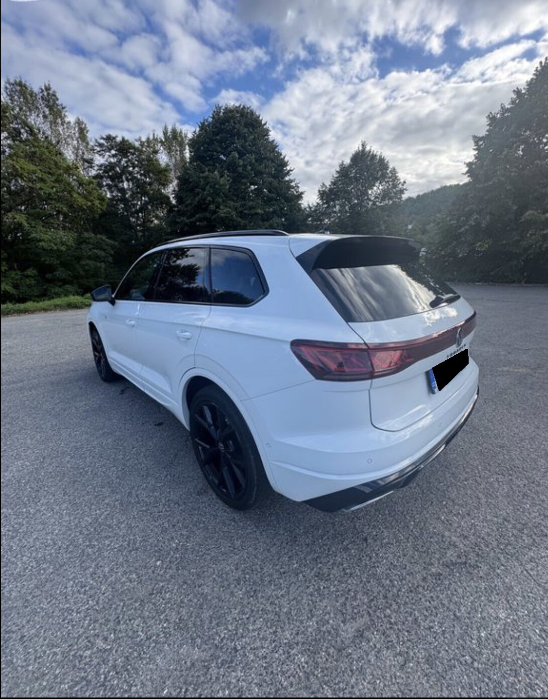 Volkswagen Touareg photo 3