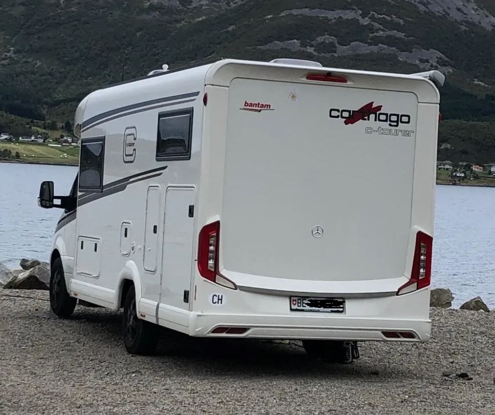 Carthago C-Tourer T 143 LE Mercedes-Benz photo 3