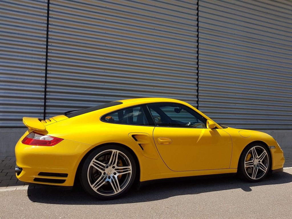 Porsche 911 Turbo photo 3