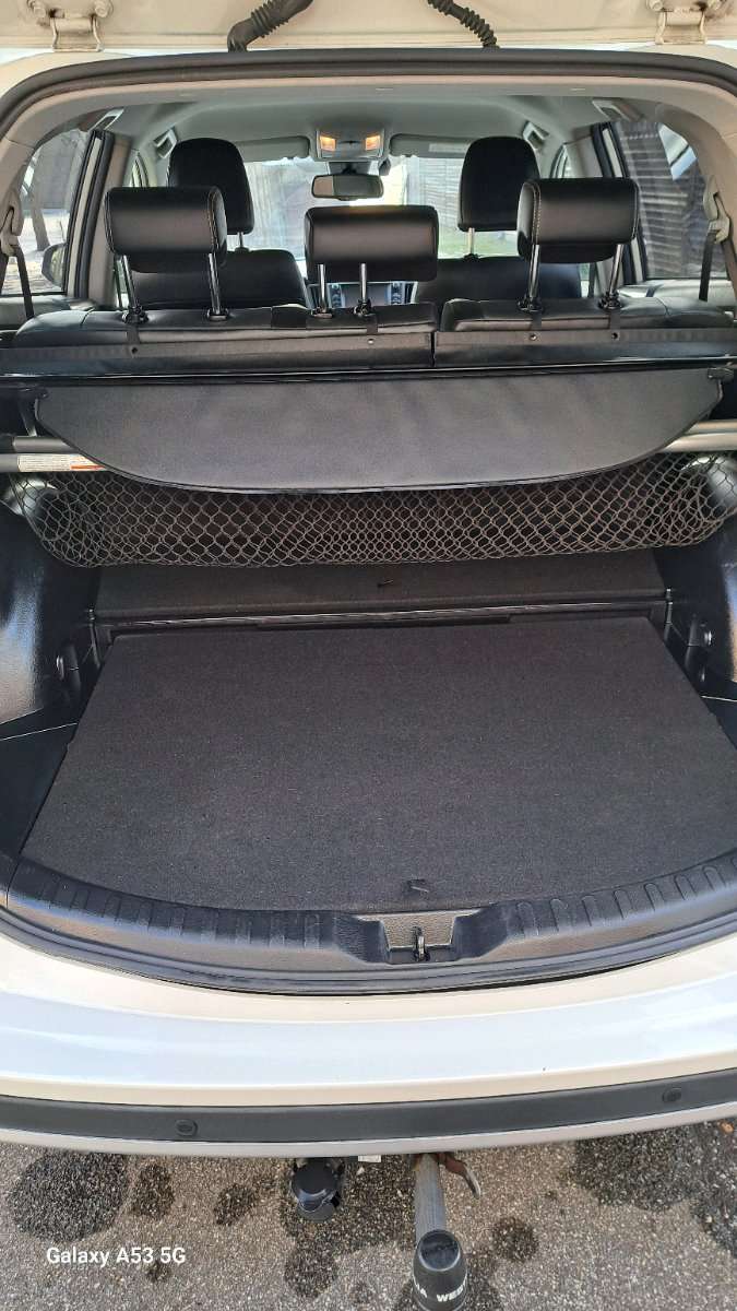 Toyota RAV4 photo 5