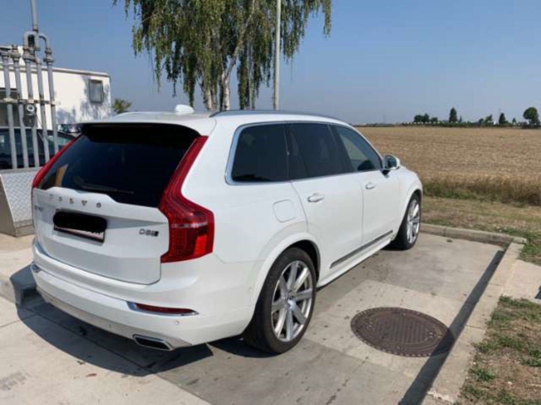 Volvo XC90 D5 AWD Inscription photo 4